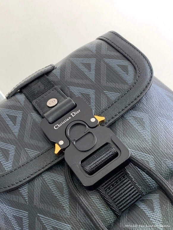 Tony Luxuries diro The Bag Sling Hit Road 0723